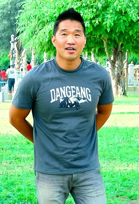 (((htkangface))), daddy,  natural face expression, (((detailed HtKangface))), fixed htKangface Photorealistic, realistic, masterpiece, intricate details, detailed background, depth of field, photo of a handsome, dynamic pose, natural face expression, (((looking at viewer))), high detail, high quality, male focus,  ((T-shirt)), ((pants)), ((park background))