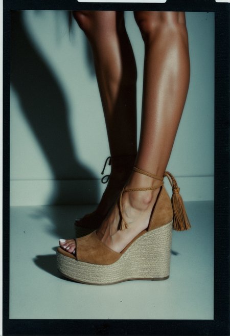 Preview 70591347