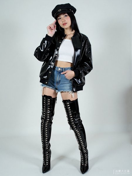 Preview 56101376