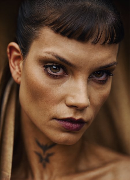 Sylvia Hoeks