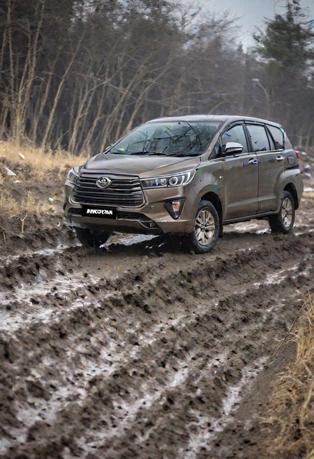Toyota Innova, Offroad, Snow, Mud