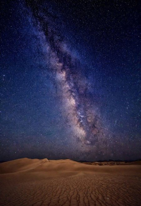 Chiahuahuan desert under a protected Dark Sky. Lying, see the bands of the milky way. Milky Way, Night sky