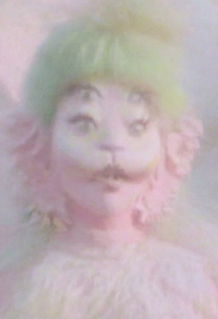 1girl, solo, upper body, green hair