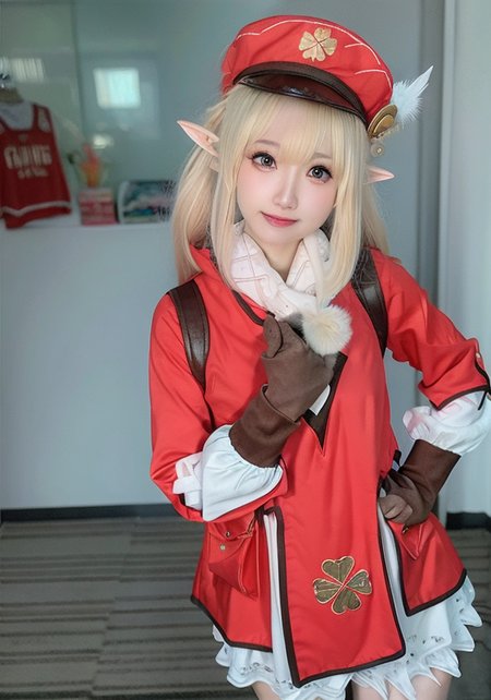 (masterpiece, best quality),  (photo realistic:1.55),(ulzzang-6500:0.65),detailed,  pointy_ears, hat, blurry_background, solo, blurry, 1girl, blonde_hair, hat_feather, elf, photo_\(medium\), gloves, klee_\(genshin_impact\), backpack, realistic, bag, depth_of_field, red_headwear,mittens,upper body,selfiemirror,(((arm around back))),